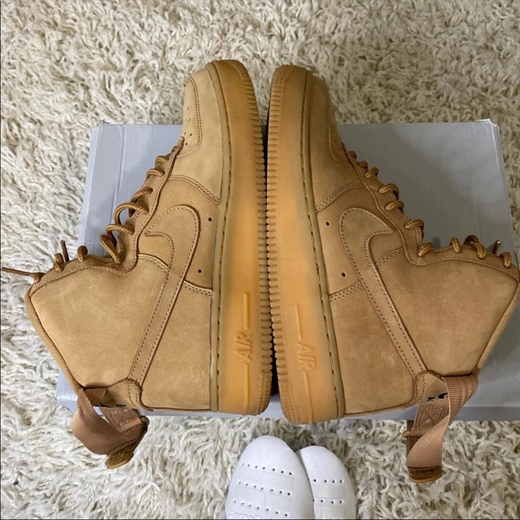 ❗️SOLD❗️Nike Air Force 1 High LV8 3 Shoes in Wheat/Gum Light Brown - Picture 8 of 12
